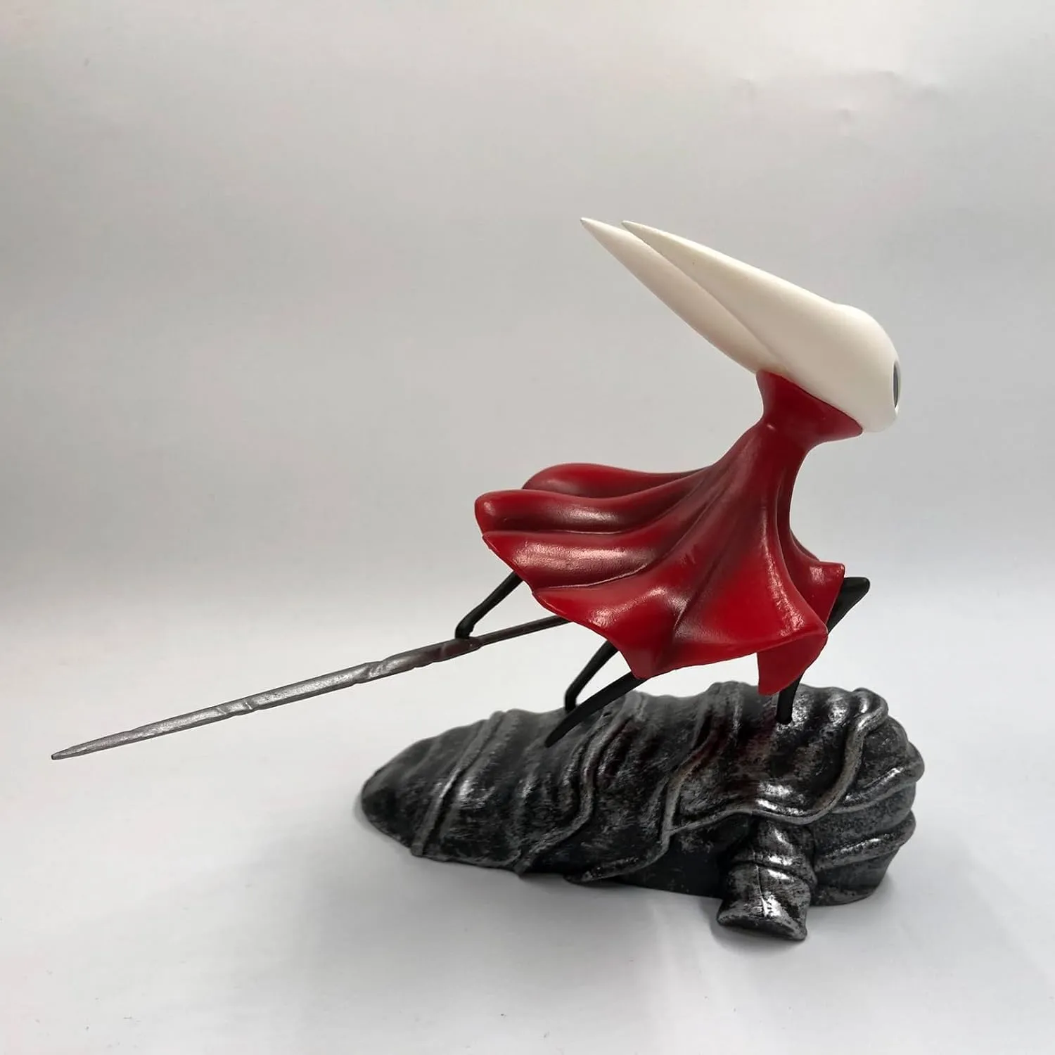 15cm/6.5 inch Hollow-Knight Game Character Collectible Figure Statue，Popular Game Hollow-Knight Action Figure, a Gift for Game Fans and Friends (Battle Wasp Woman)