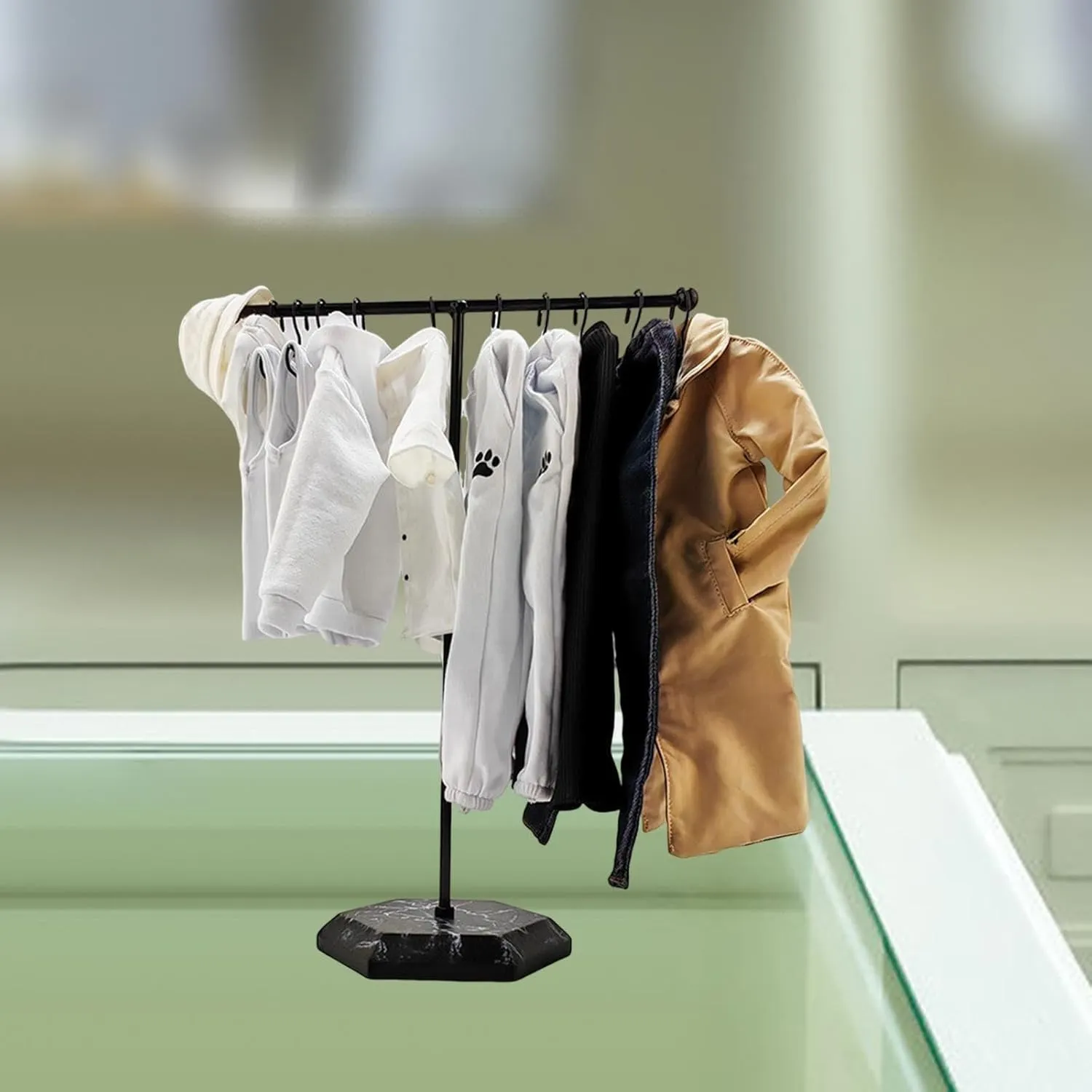 1/6 Scale Garment Rack,Action Figure Doll Clothes Rack,with Clothes Hanger Cute Clothes Support Doll Furniture for Dollhouse, Black