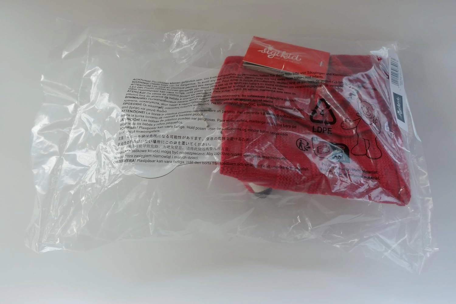 39630 - Knitted Blanket for Babies and Children from 0 to 36 Months, Red, 40 x 40 x 8 cm