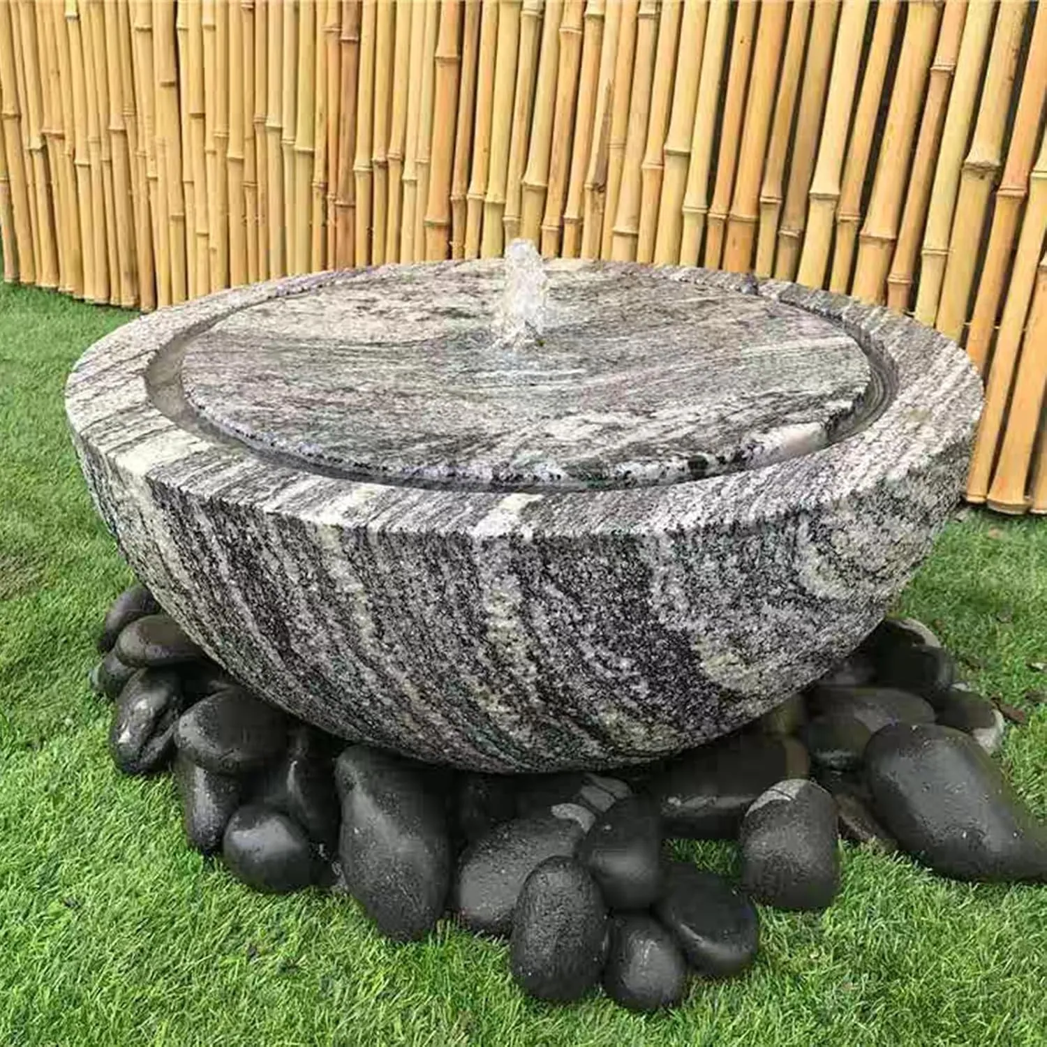 40 lbs Bulk Black River Rocks for Landscaping, 3-4 Inch Mexican Beach Pebbles, Decorative Black Stones for Planters Garden Fish Tank Walkways and Outdoor Decorative Stones