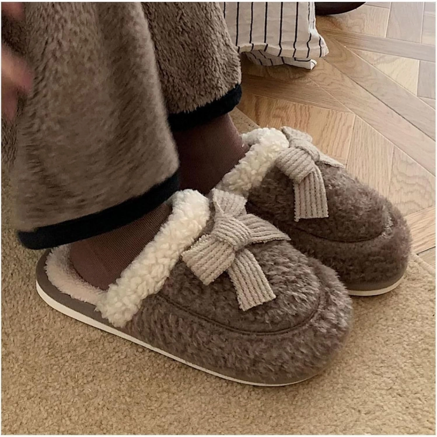 Bow slippers Plush cotton slippers Cotton slippers for men and women at home Warm cotton slippers Cotton slippers