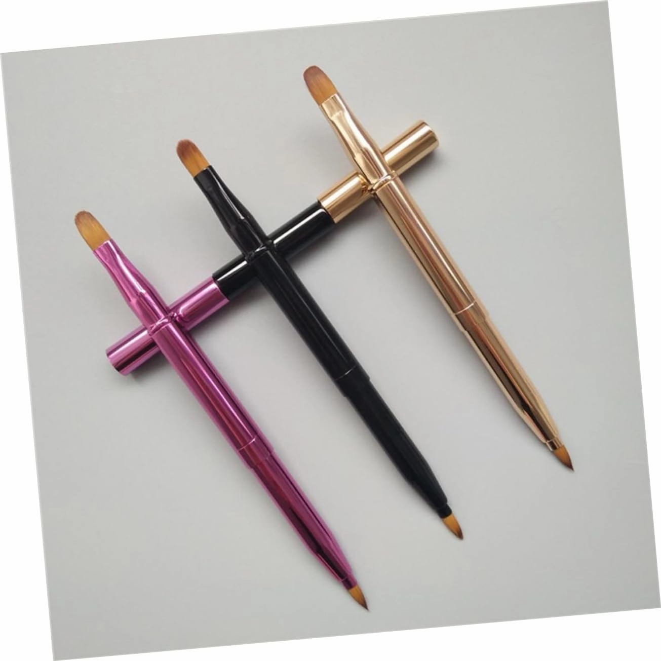 Housoutil 6pcs Retractable Dual Ended Lip Brush Versatile Makeup Brushes for Lip Gloss Eyeshadow and Concealer Application Portable Design Golden and Black Colors