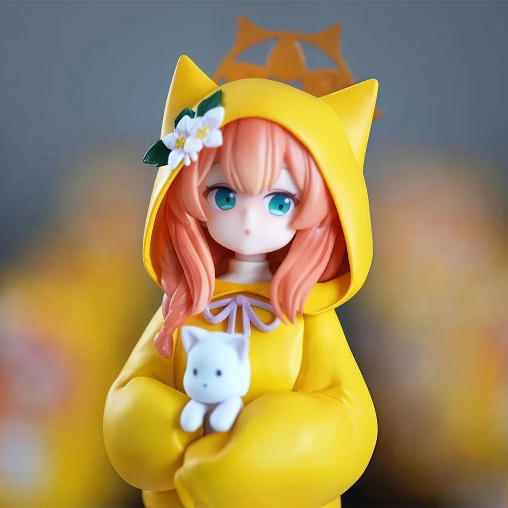 Iochi Mari Figure Model - 21cm Cute Girl Anime Action Figure, Yellow Coat Iochi Mari Statue Hug a Cat Ver, PVC Desktop Figures Decoration Collectible Gifts