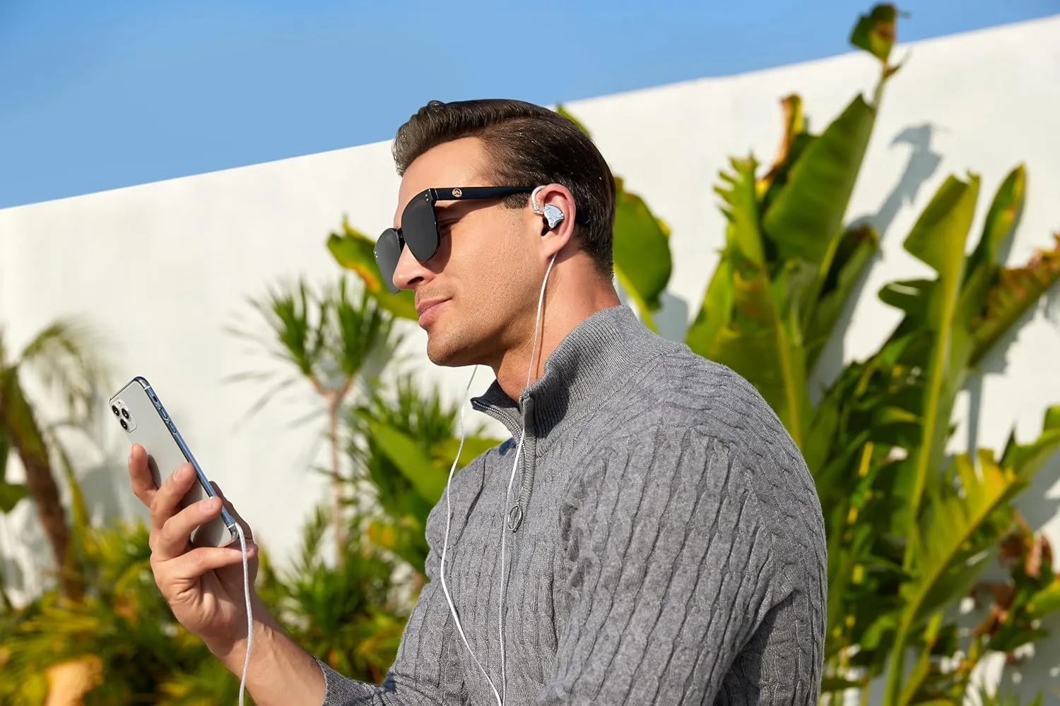 KZ ZS10 Pro in Ear Monitor Wired Headphone, KZ HiFi Earbuds in Ear Monitor Earphone with 4 Balanced Armatures and 1 Dynamic Drivers Professional IEM Headphone for Drummer Musician(Blue No Mic)