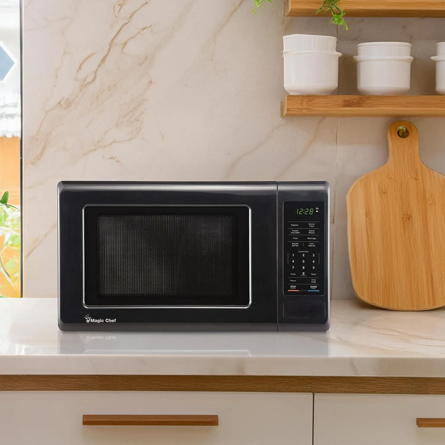 Magic Chef MC77MB Countertop Microwave Oven, Small Microwave for Compact Spaces, 700 Watts, 0.7 Cubic Feet, Black