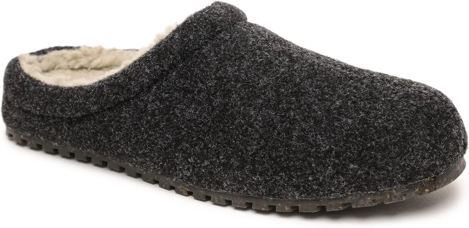 Minnetonka Men’s Corbin Slippers - Fleece-Lined Clog Crafted with Slip-On Design, Fabric Upper, Berber Lining, EVA Midsole, and Water-Resistant Materials
