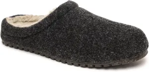 Minnetonka Men’s Corbin Slippers - Fleece-Lined Clog Crafted with Slip-On Design, Fabric Upper, Berber Lining, EVA Midsole, and Water-Resistant Materials