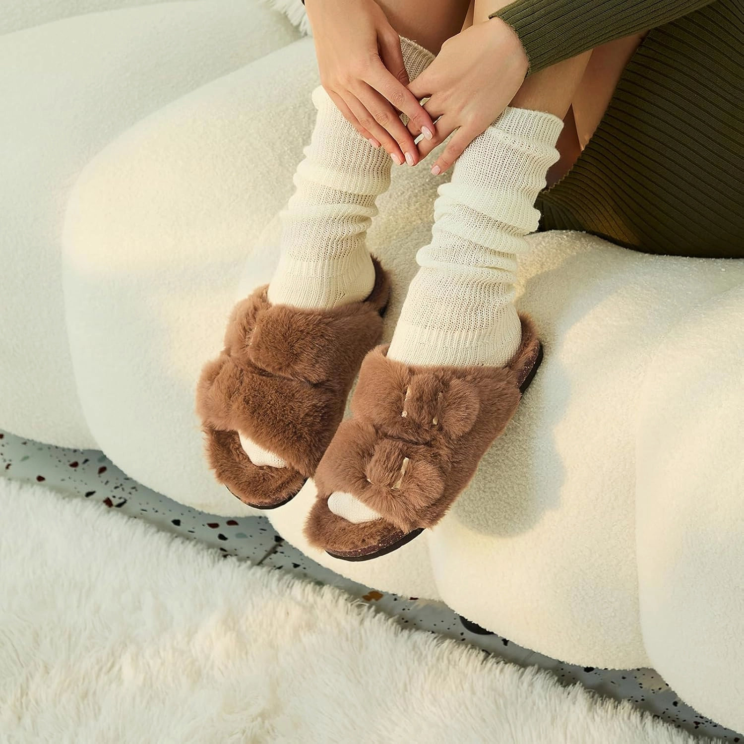 Rainlin Women's Fuzzy Slippers Comfy Cork Footbed Fluffy Slides Open Toe Indoor Outdoor House Shoes with Arch Support