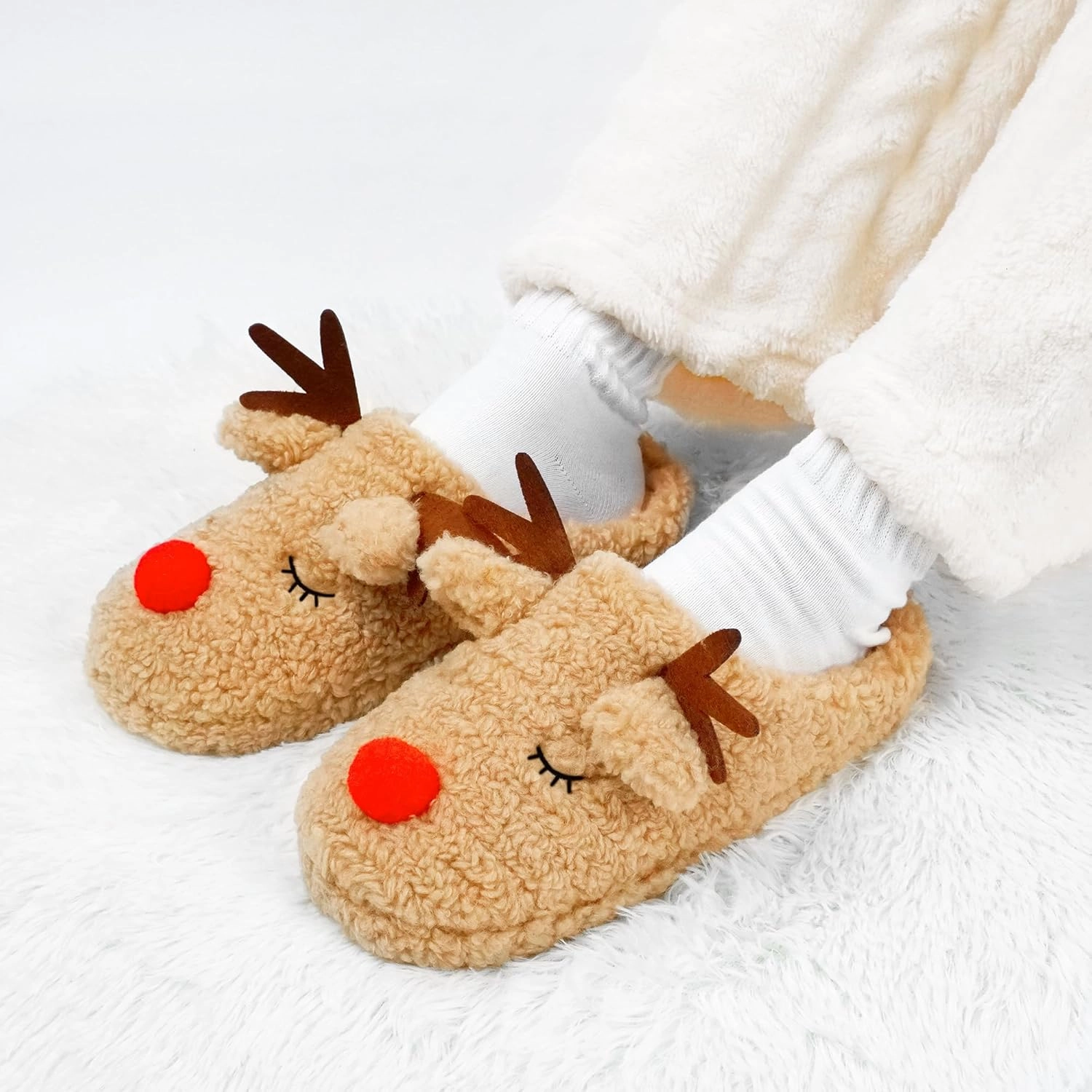 SKYWHEEL Women's Reindeer Slippers - Comfortable Plush Warm Non-Slip Slippers for Christmas, Family, Holiday, Winter, House, Indoor, Outdoor, Bedroom
