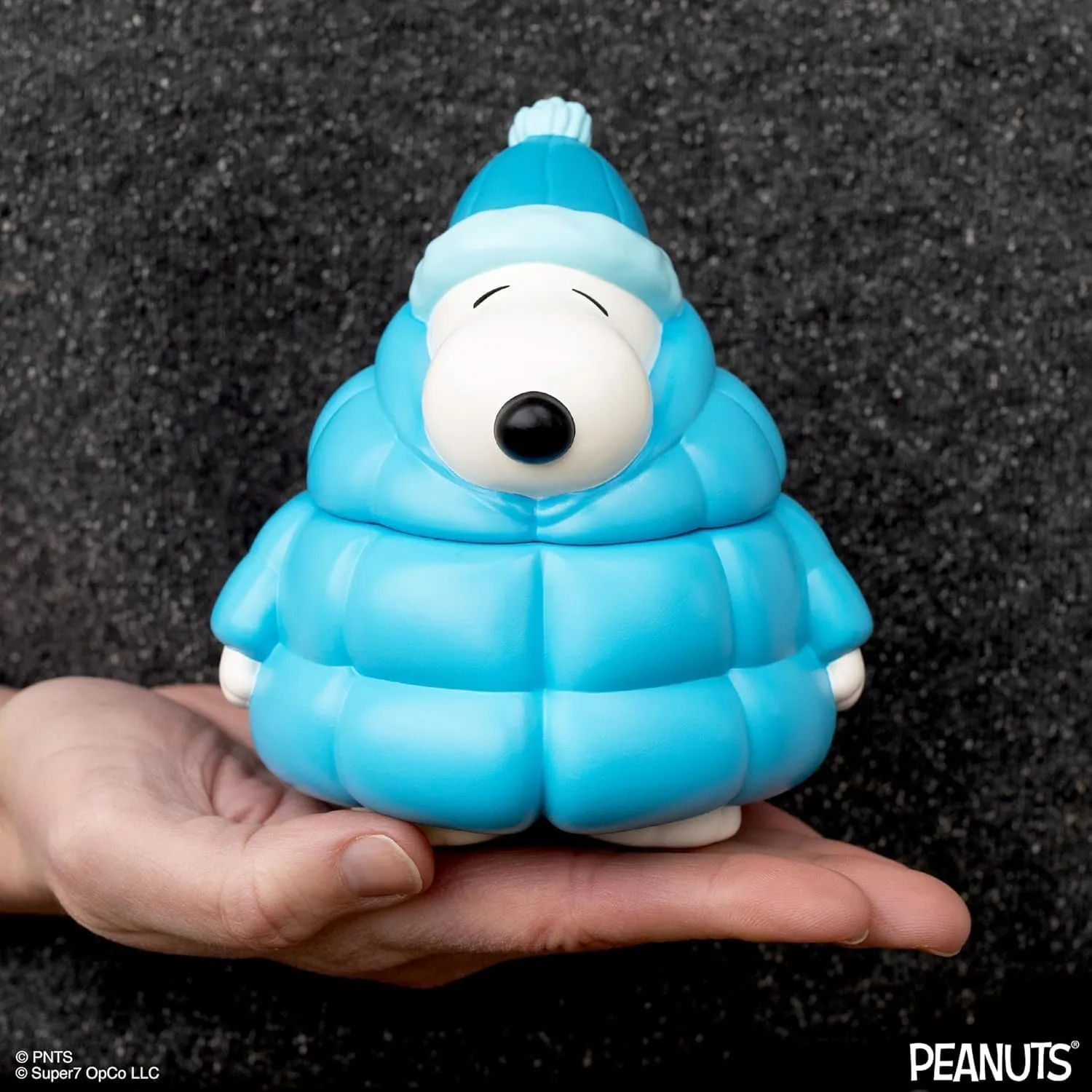 Super7 Fun! Fun! Peanuts Snoopy (Puffy Coat) Vinyl Figure - 5" Peanuts Action Figure - Classic Cartoon Fans Collectibles & Retro Toys - Cartoon Model for Collectors & Display Figurine - Comic Strips