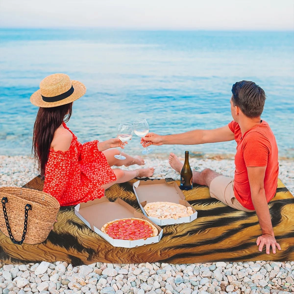 Tiger Beach Blanket, Sandproof Beach Mat, 68 x 59 Waterproof Quick Drying Sand Free Mat with 4 x Ground Spikes for Outdoor Travel Camping Hiking, Tiger Skin