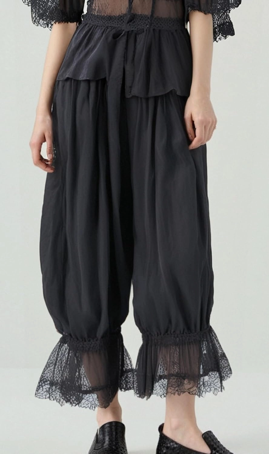 UAURORAO Women Lace Trim Long Bloomers Elastic Mid Rise Ruffle Pantaloons Cropped Flared Slips Pants Pajama Bottoms