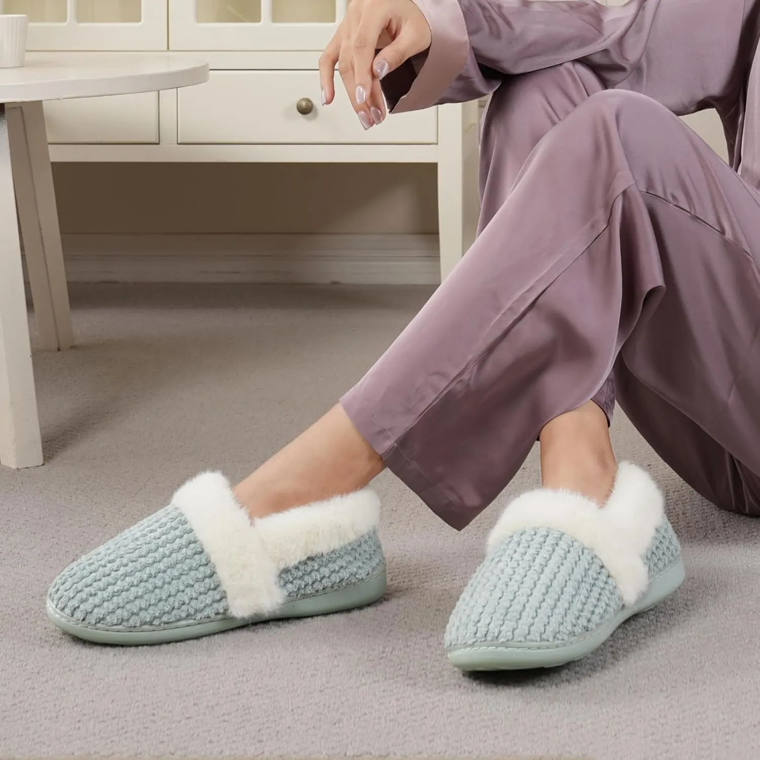 WateLves Women's Memory Foam Slippers Comfort Wool-Like Plush Fleece Lined House Shoes for Indoor & Outdoor