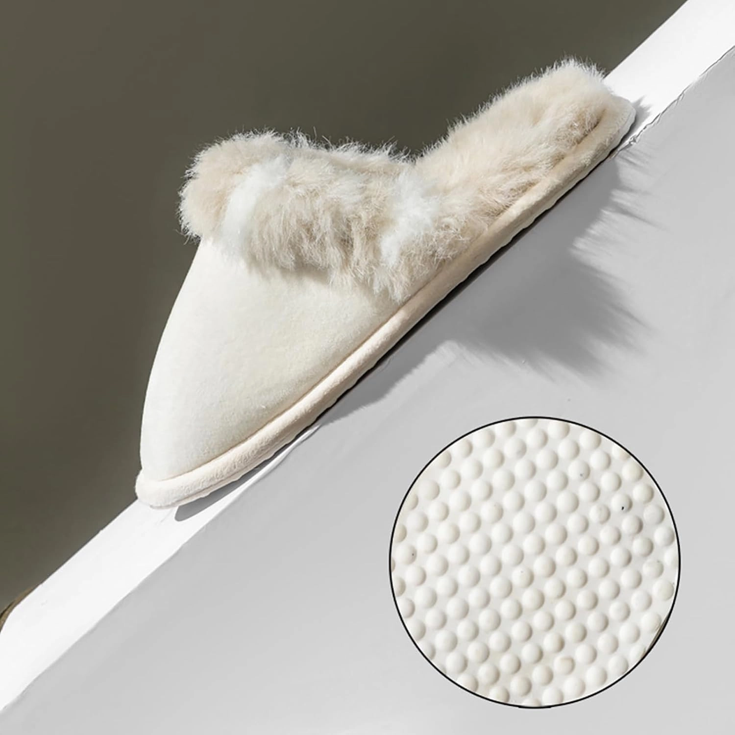 Women's and Men's Artificial Fluffy Slippers, Couple Plush Memory Foam Slippers, Ladies Warm Slip on Slippers with Faux Fur Lining, Winter Non-Slip Indoor House Shoes