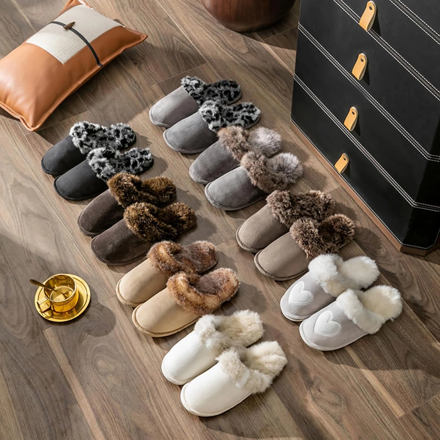 Women's and Men's Artificial Fluffy Slippers, Couple Plush Memory Foam Slippers, Ladies Warm Slip on Slippers with Faux Fur Lining, Winter Non-Slip Indoor House Shoes