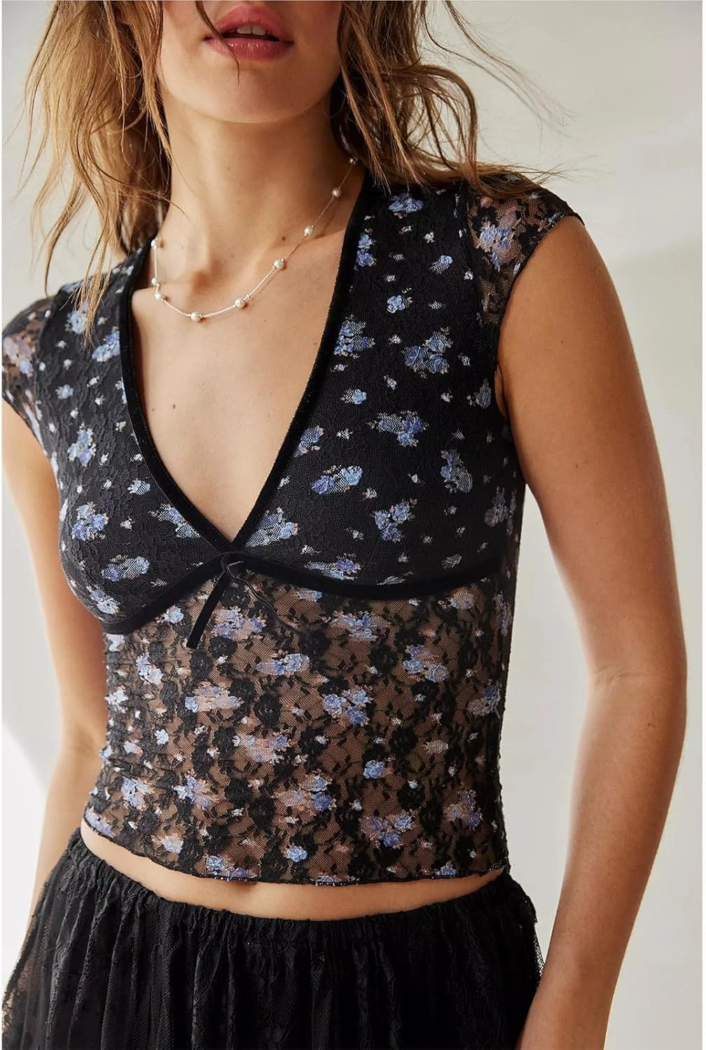 Women Y2K Floral Lace Crop Top Sexy See Through Sheer Mesh T Shirts Slim Fit Aesthetic Going Out Tees Tops Streetwear