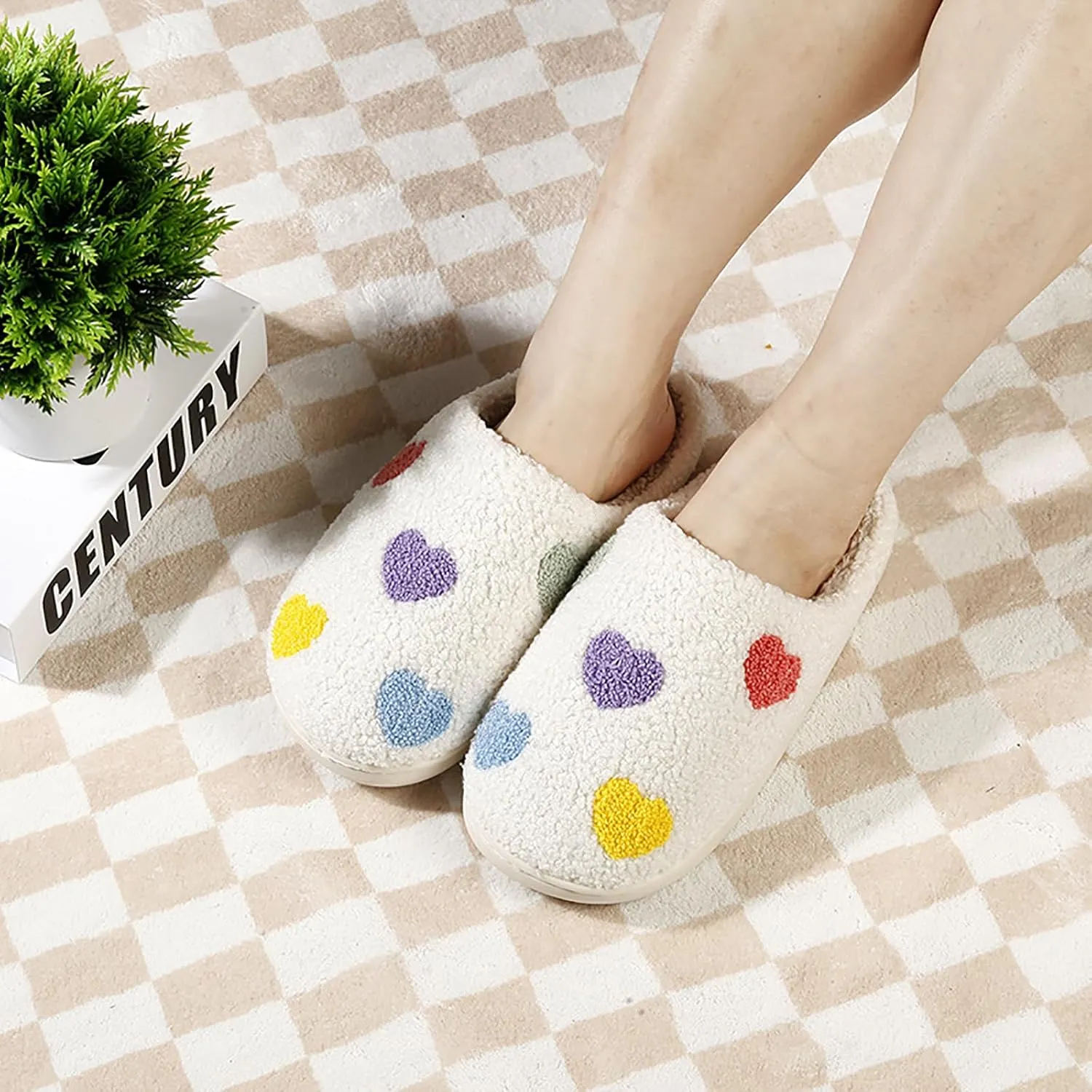 Women's Men's Cute Fuzzy Heart Slippers Memory Foam Fluffy Couple Slippers Cozy House Indoor Outdoor Shoes