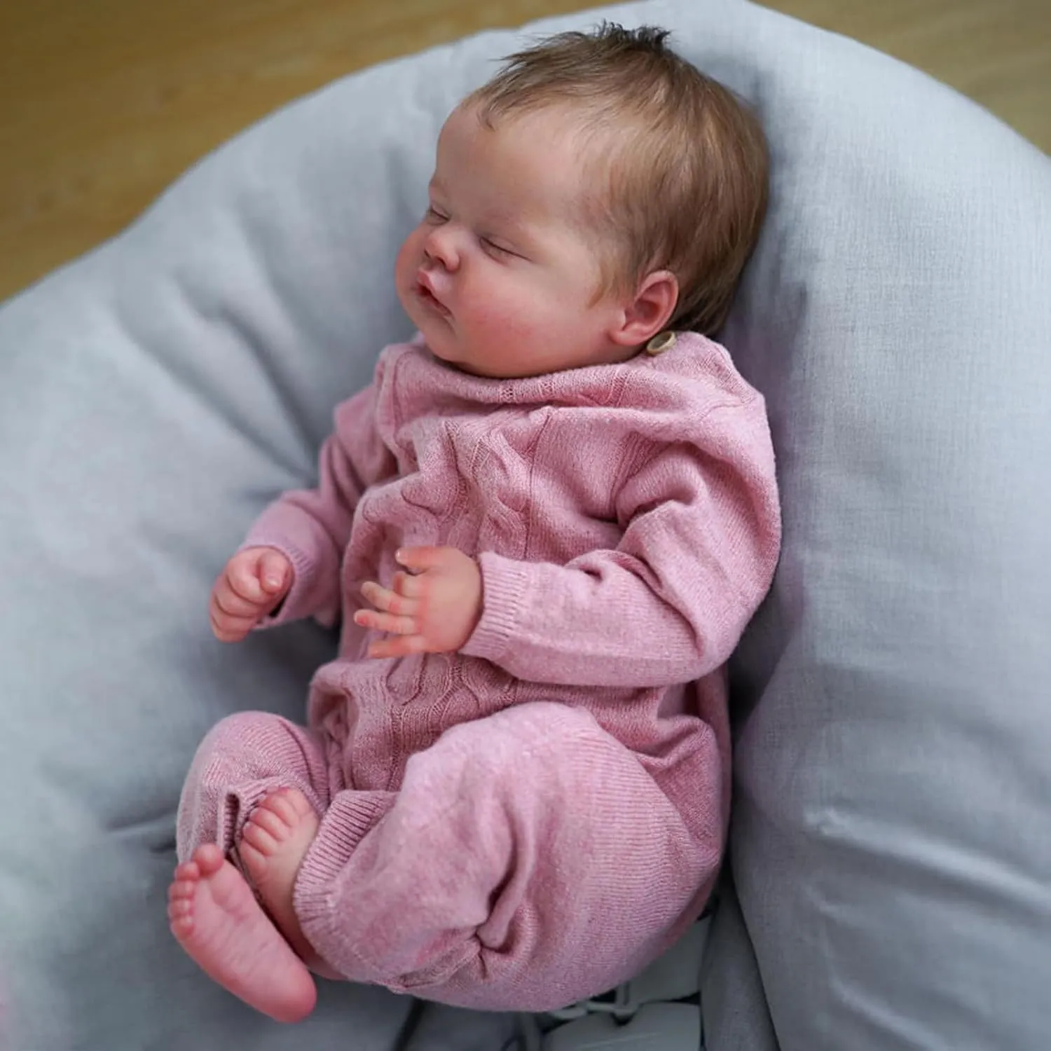 WOOROY Realistic Reborn Baby Dolls – 18-Inch Real Life Sleeping Newborn Girl, Lifelike Doll with Weighted Soft Body, Handmade Gift Toy with Accessories for Kids Age 3 